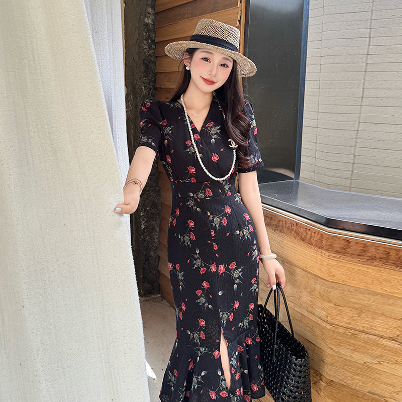 CM-DY045659 Women Casual Seoul Style V-Neck Short Sleeve Floral Print Split Mermaid Dress - Black