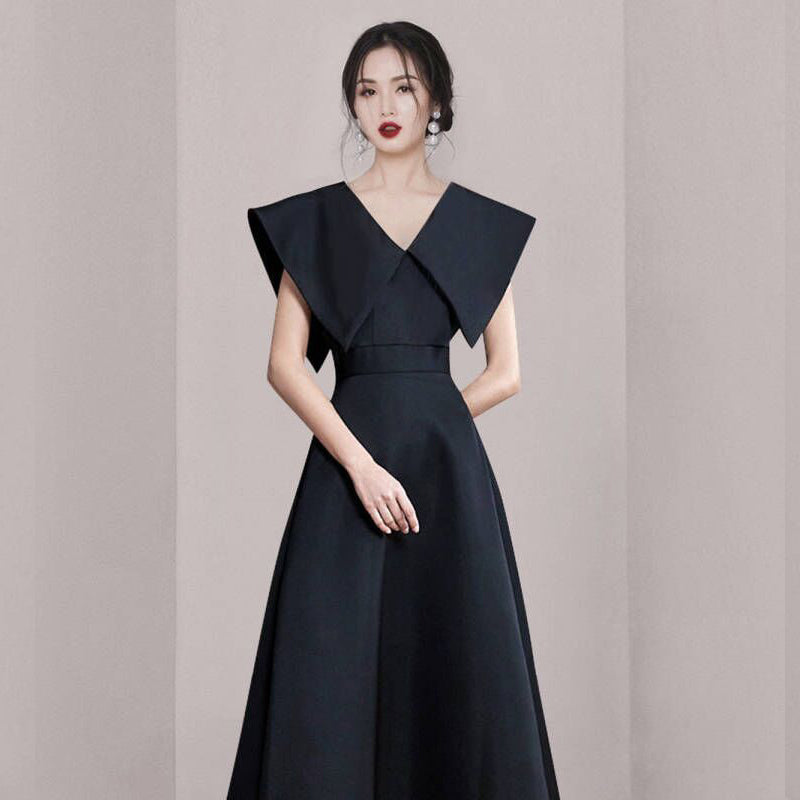 CM-DY047155 Women Elegant European Style V-Neck Sleeveless Medium Waist Mid-Length Dress - Black