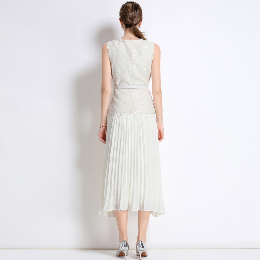 CM-DY052457 Women Elegant European Style Round Neck Sleeveless Single-Breasted Pleated Long Dress - Apricot