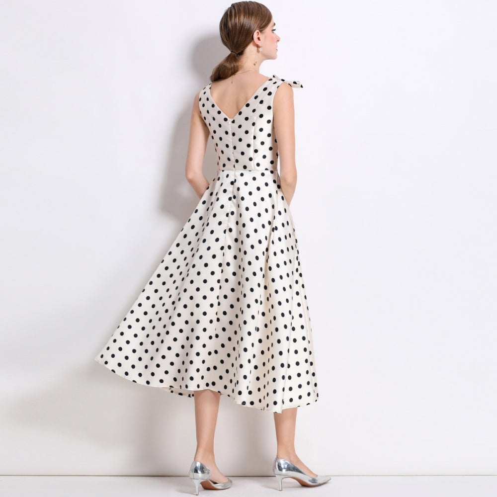 CM-DY055998 Women Elegant European Style V-Neck Sleeveless Bow Rhinestone Decor Mid-Length A-Line Dress - Apricot