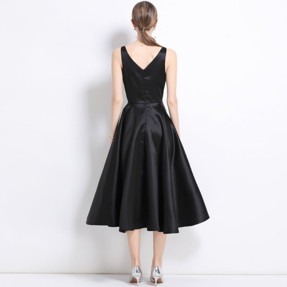 CM-DY056000 Women Elegant European Style V-Neck Sleeveless Pinched Waist Slim Midi Dress - Black