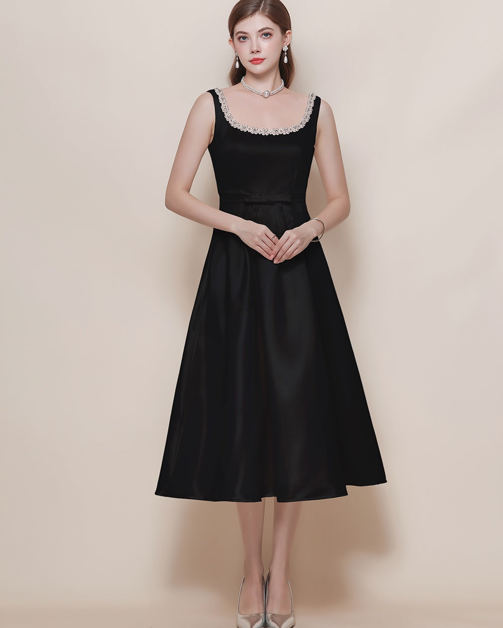 CM-DY057619 Women Elegant European Style Square Collar Sleeveless Pinched Waist Mid-Length Dress - Black
