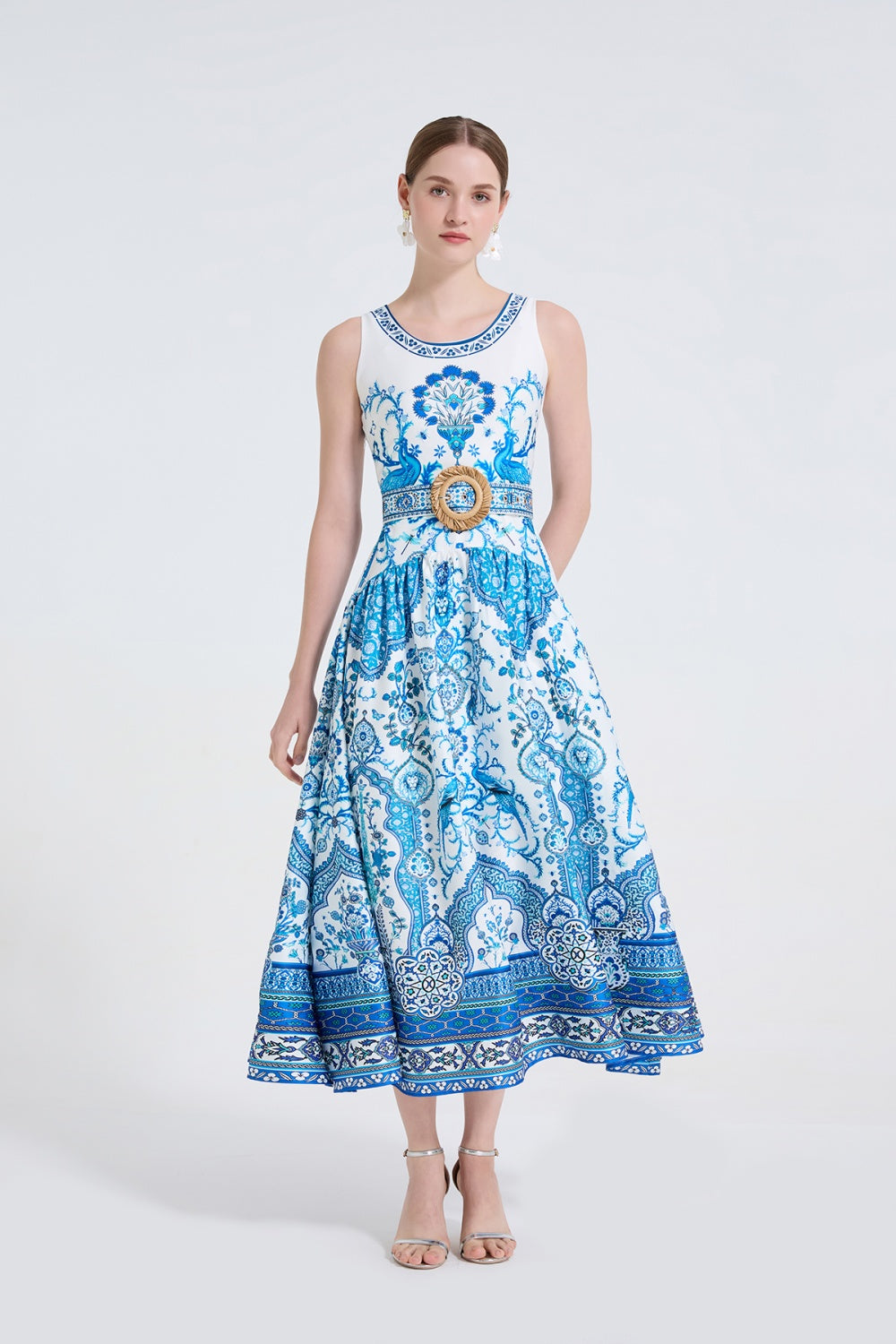 CM-DY061722 Women Elegant European Style Round Neck Sleeveless Floral Print Pinched Waist Long Dress - Blue