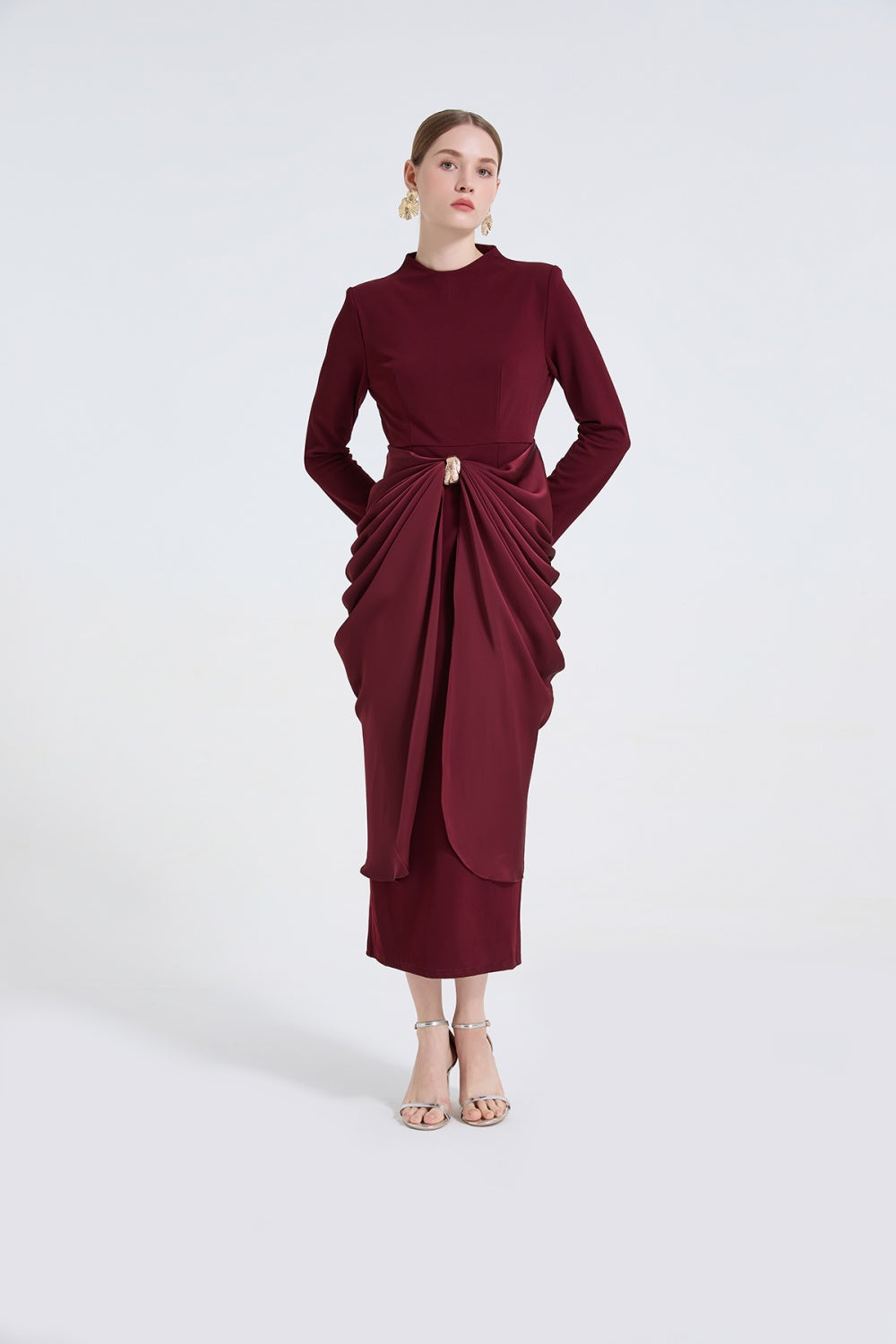 CM-DY062600 Women Elegant European Style Round Neck Long Sleeve Slim Metal Buckles Decor Midi Dress (Available in 2 colors)