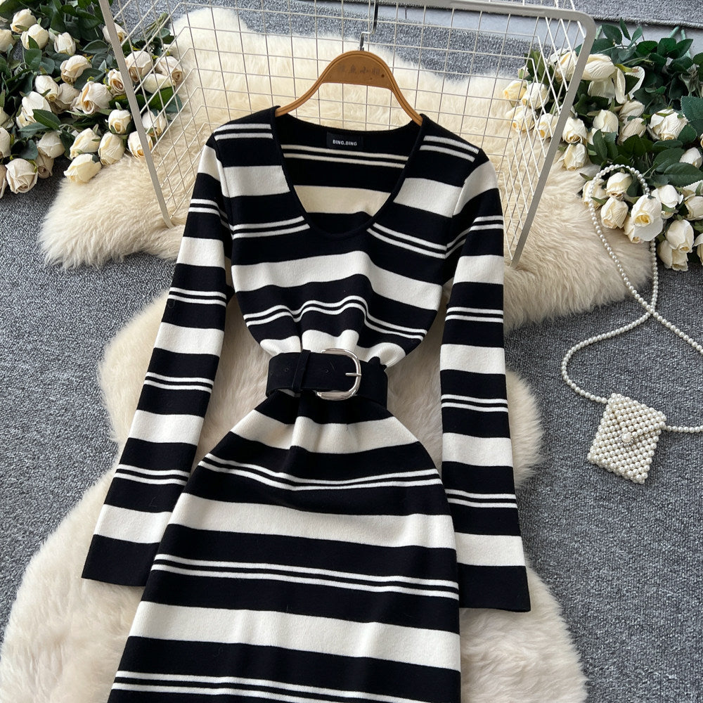 CM-DY064049 Women Elegant European Style Striped V-Neck Long Sleeve Pinched Waist Dress
