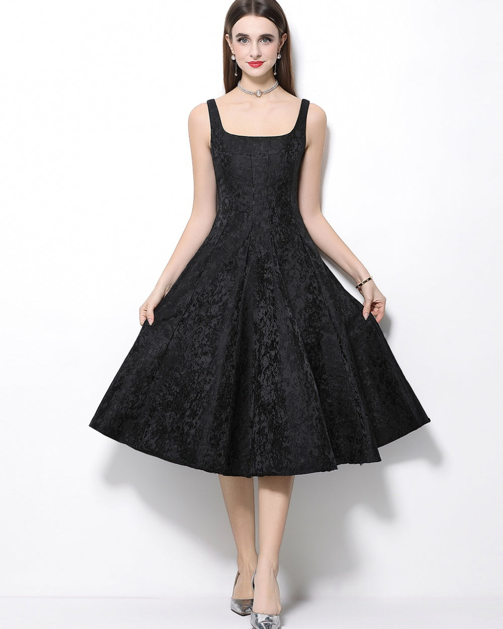 CM-DY065921 Women Elegant European Style Square Neck Sleeveless Pinched Waist Mid-Length Dress - Black