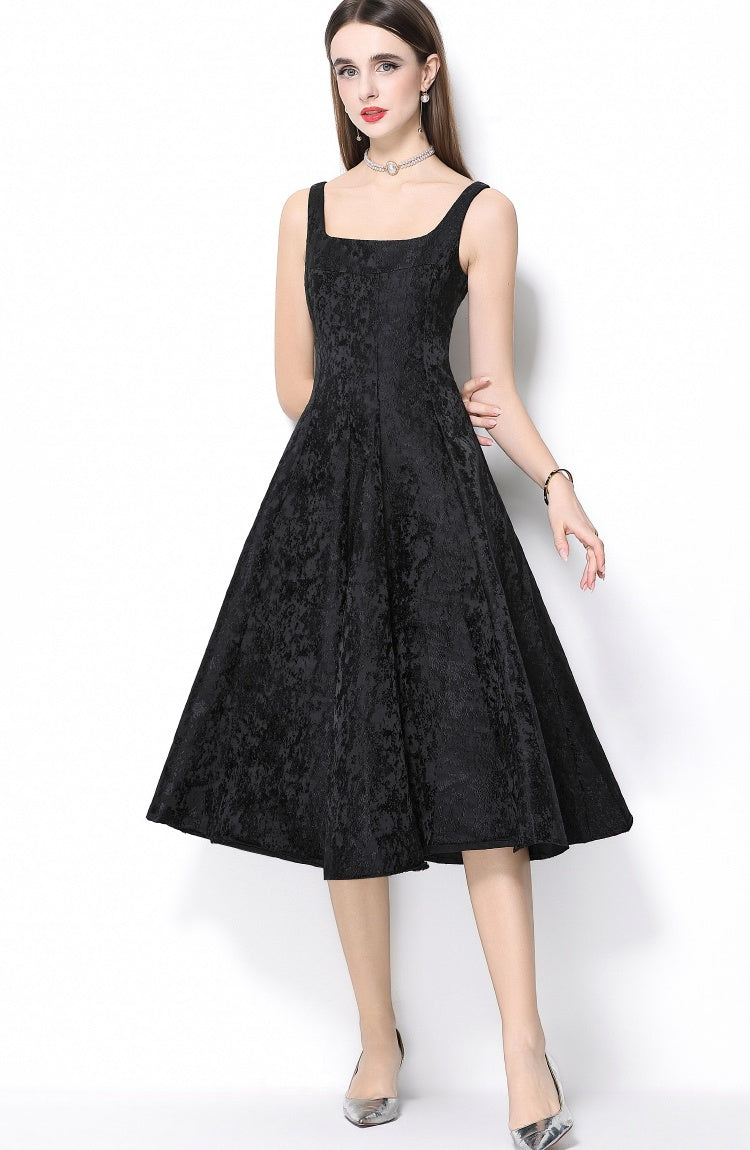 CM-DY065921 Women Elegant European Style Square Neck Sleeveless Pinched Waist Mid-Length Dress - Black