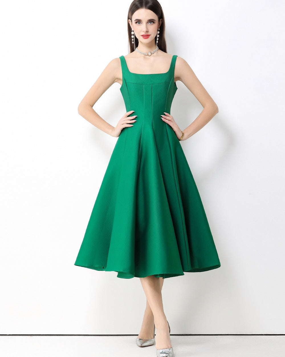 CM-DY067164 Women Elegant European Style Square Neck Sleeveless Pinched Waist A-Line Midi Dress - Green