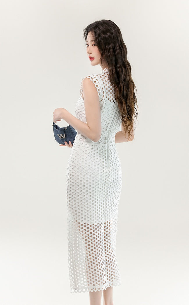 CM-DY070400 Women Elegant European Style Lace Hollow Out Round Neck Sleeveless Long Dress (Available in 2 colors)