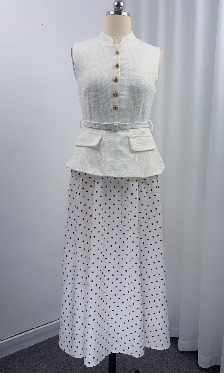 CM-DY073034 Women Elegant European Style Stand Collar Sleeveless Polka Dot Mid-Length Dress - Apricot