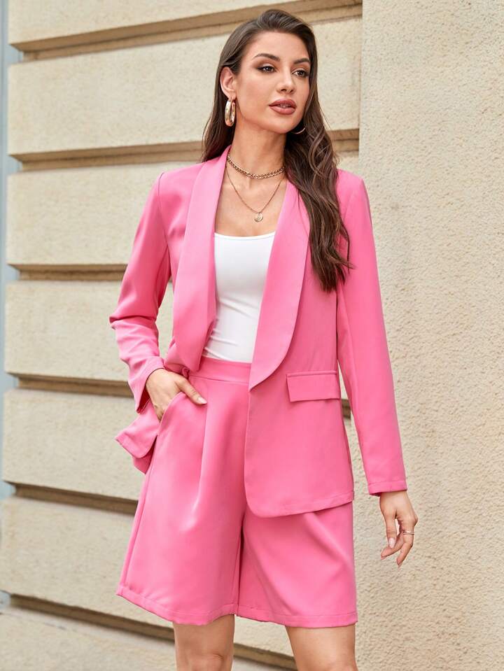 CM-SS912112 Women Elegant Seoul Style Shawl Collar Long Sleeve Blazer With Pocketed Shorts - Set