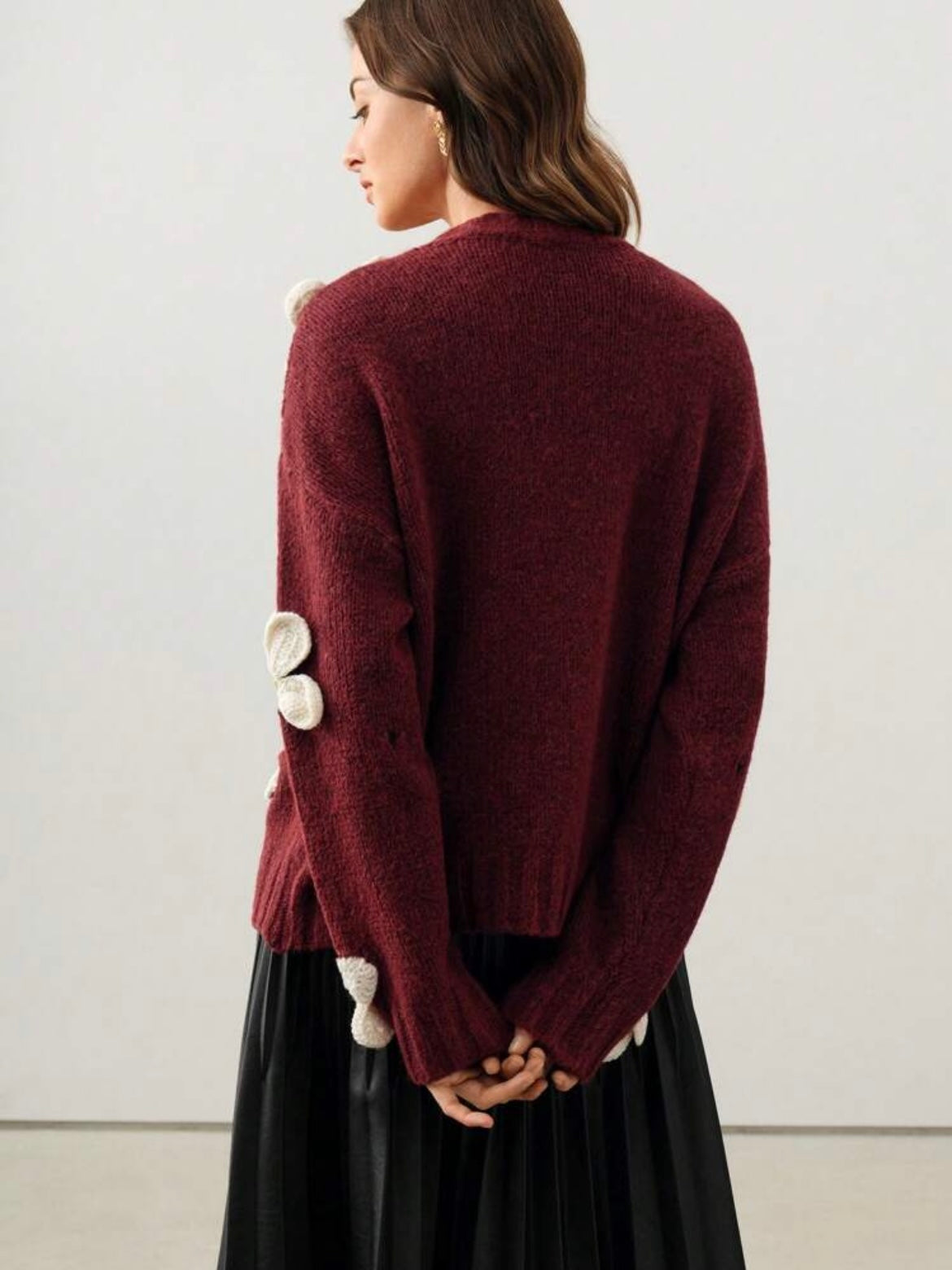 CM-CS771282 Women Casual Seoul Style Round Neck Crochet 3D Floral Long Sleeve Knitted Sweater