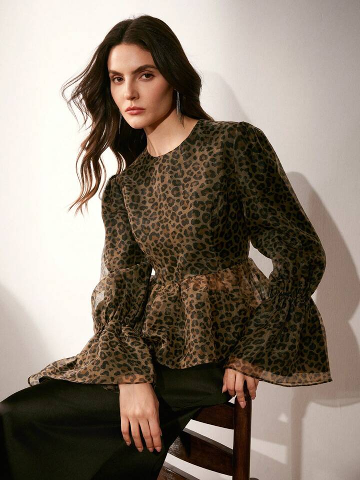 CM-TS024407 Women Elegant Seoul Style Round Neck Cinched Waist Leopard Print Chiffon Blouse