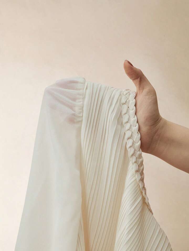 CM-TS513021 Women Elegant Seoul Style Cable Knit Round Neck Pleated Lantern Sleeve Slim Fit Blouse - Beige