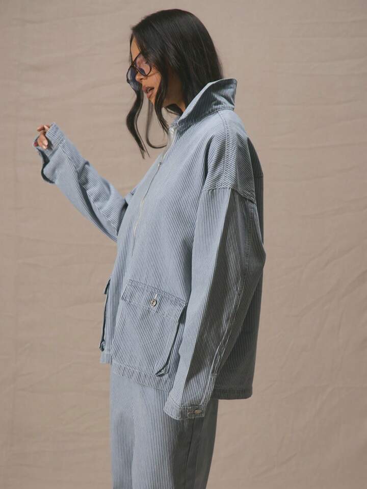 CM-CS395311 Women Casual SeouL Style Collar Neckline Long Sleeve Oversized Pinstripe Front Pockets Denim Jacket