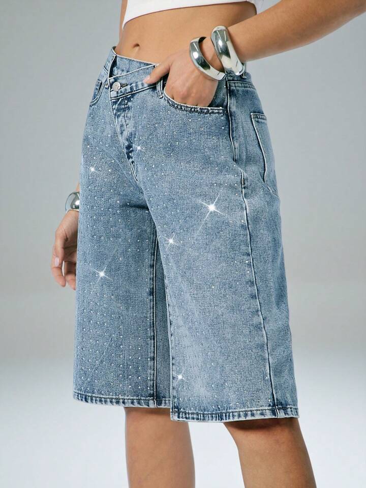 CM-BS442234 Women Casual Seoul Style Light Wash Rhinestone Embellished Overlapping Denim Capri Shorts