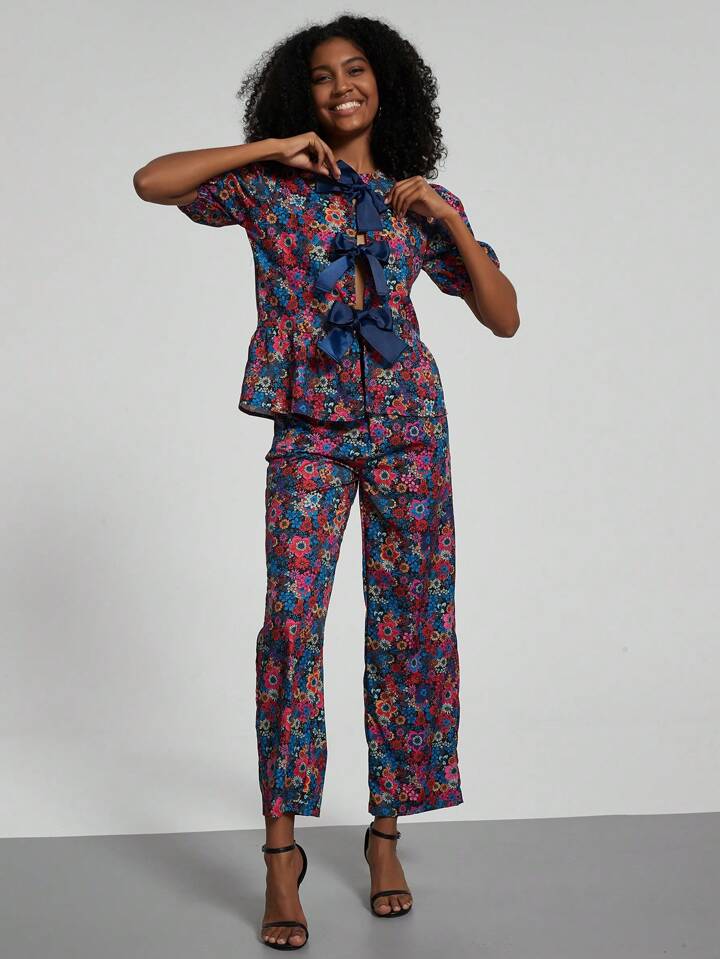 CM-SS441145 Women Casual Seoul Style Printed Bow Tie Decor Short Sleeve Shirt With Long Pants - Set