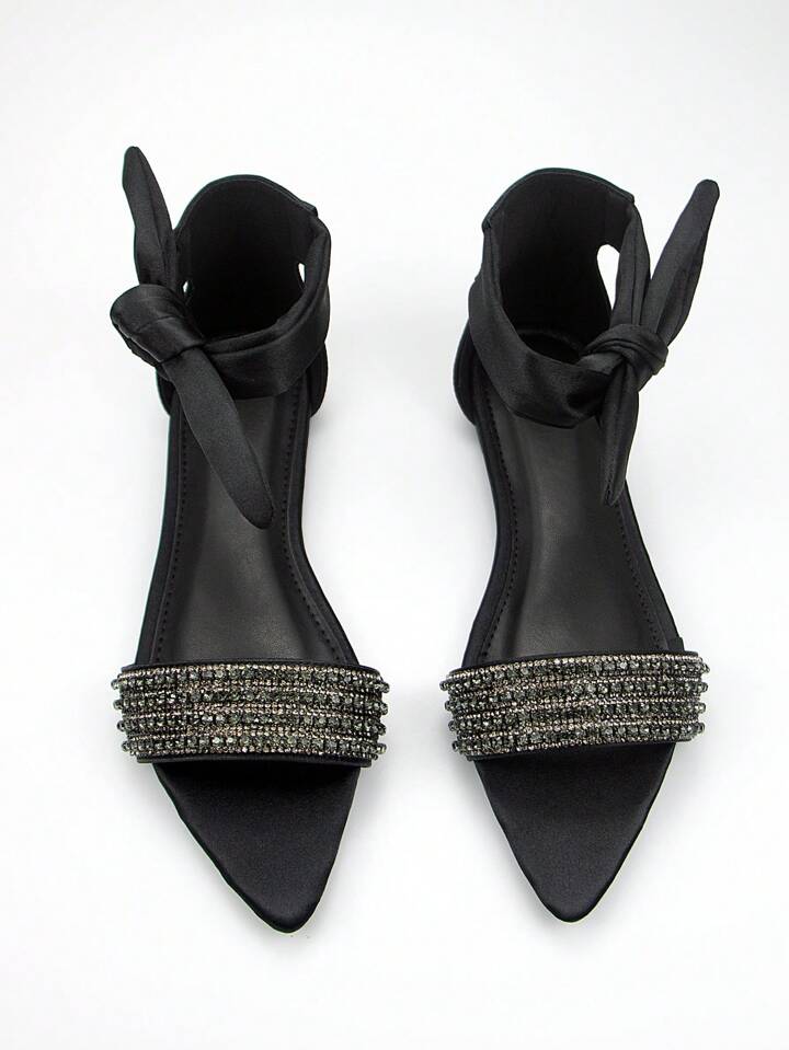 CM-SHS716115 Women Trendy Seoul Style Diamond Chain Decor Pointed Flat Sandals With Bowknot - Black