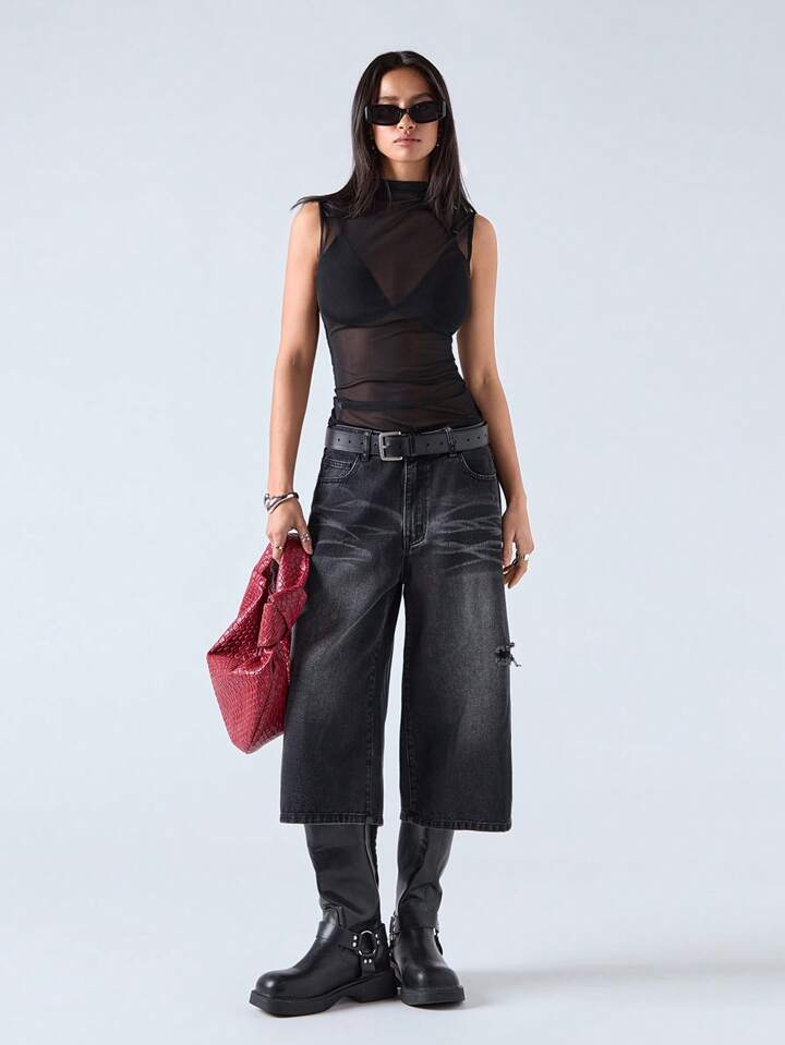 CM-BS714311 Women Casual Seoul Style Distressed Loose Fit Faded Ombre 7/8 Capri Denim Pants
