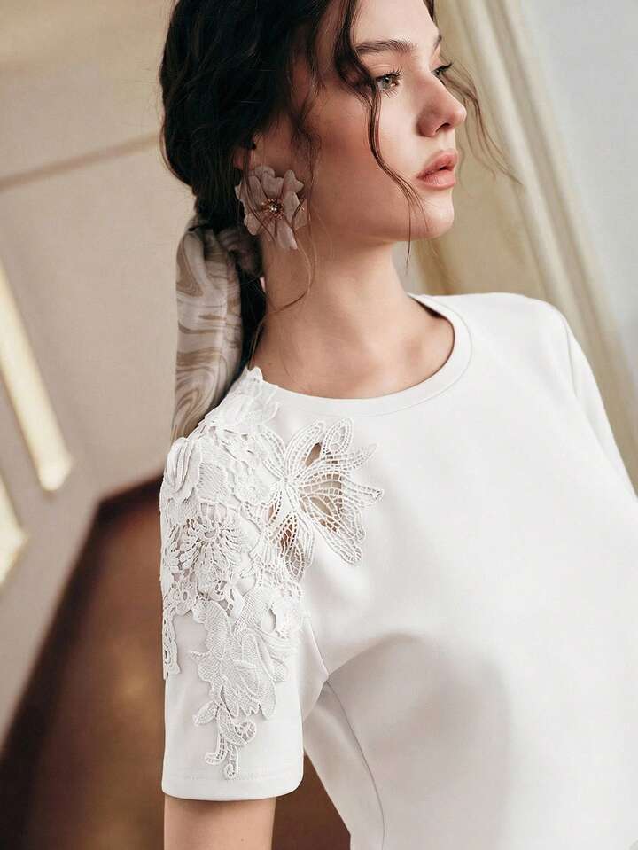 CM-TS188632 Women Elegant Seoul Style Round Neck Short Sleeve Lace Patchwork 3D Embroidered Floral Knit T-Shirt - White