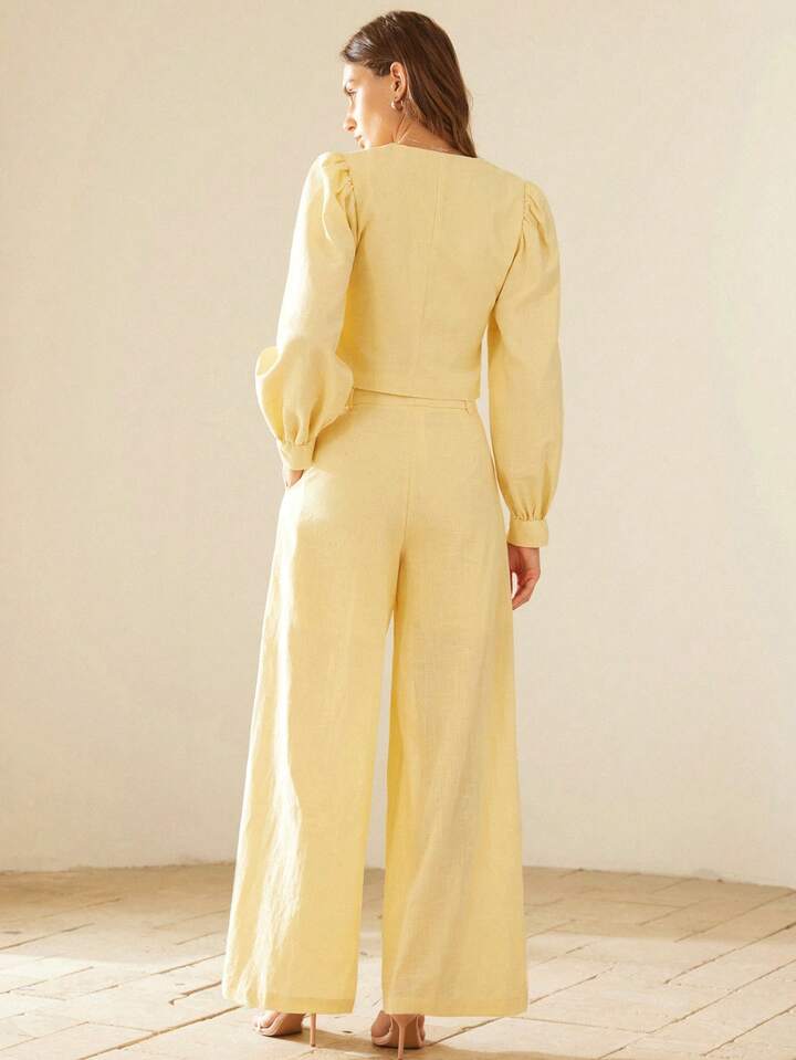 CM-SS911845 Women Elegant Seoul Style V-Neck Puff Sleeve Crop Top With Pleated Straight-Leg Button-Decor Pants - Set