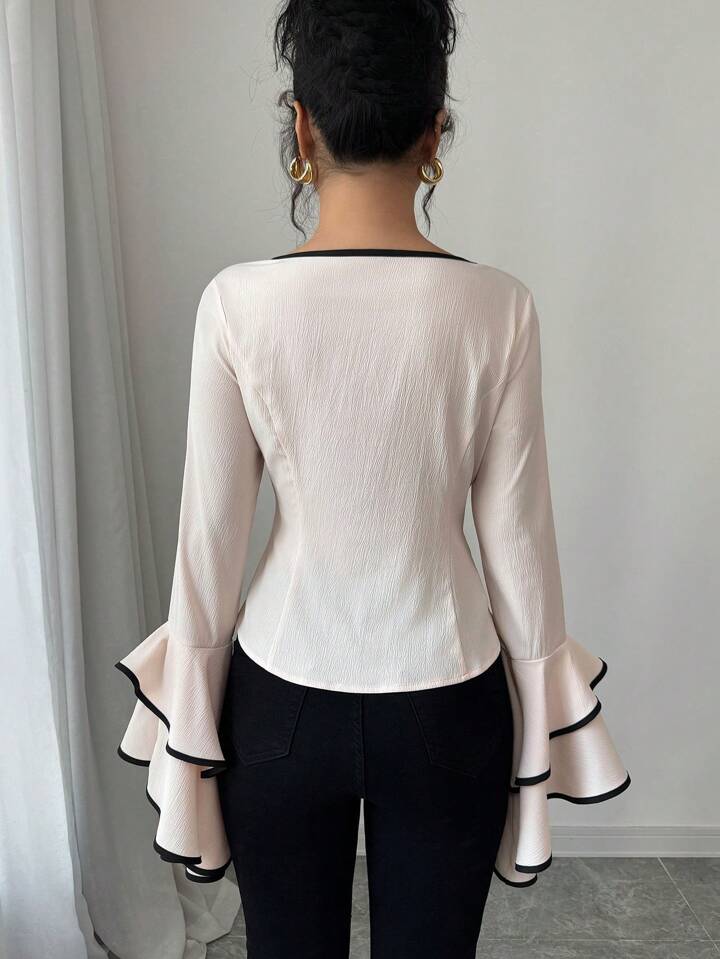 CM-TS611339 Women Elegant Seoul Style Round Neck Raglan Bell Sleeve Double Hem Contrast Color Shirt