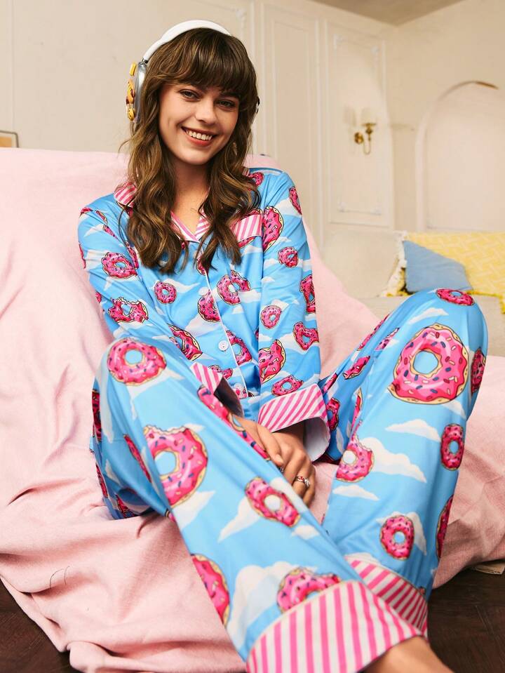 CM-LS010075 Women Trendy Seoul Style Donut And Cloud Print Patchwork Stripe Pajama Set