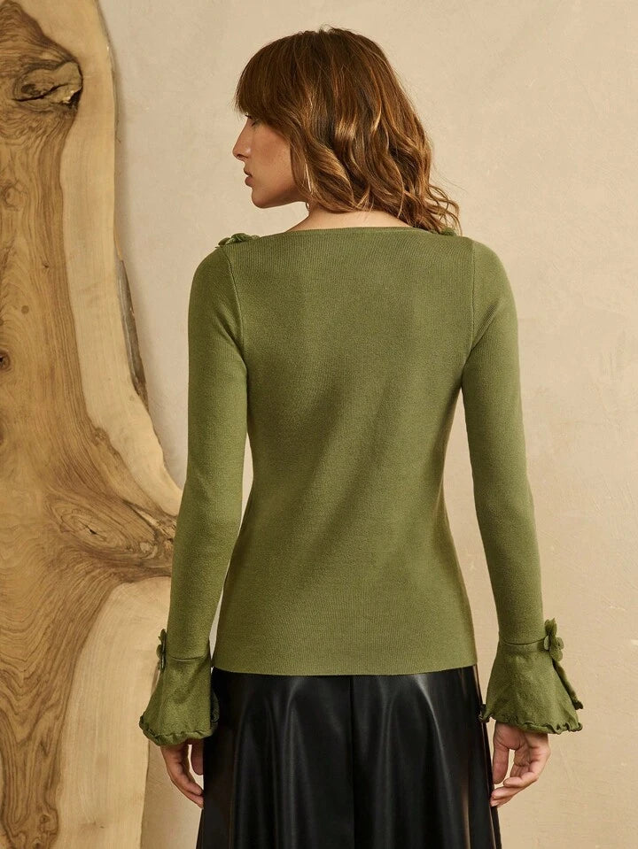 CM-CS909599 Women Elegant Seoul Style Floral Decor Round Neck Flare Sleeve Fitted Knit Sweater - Green