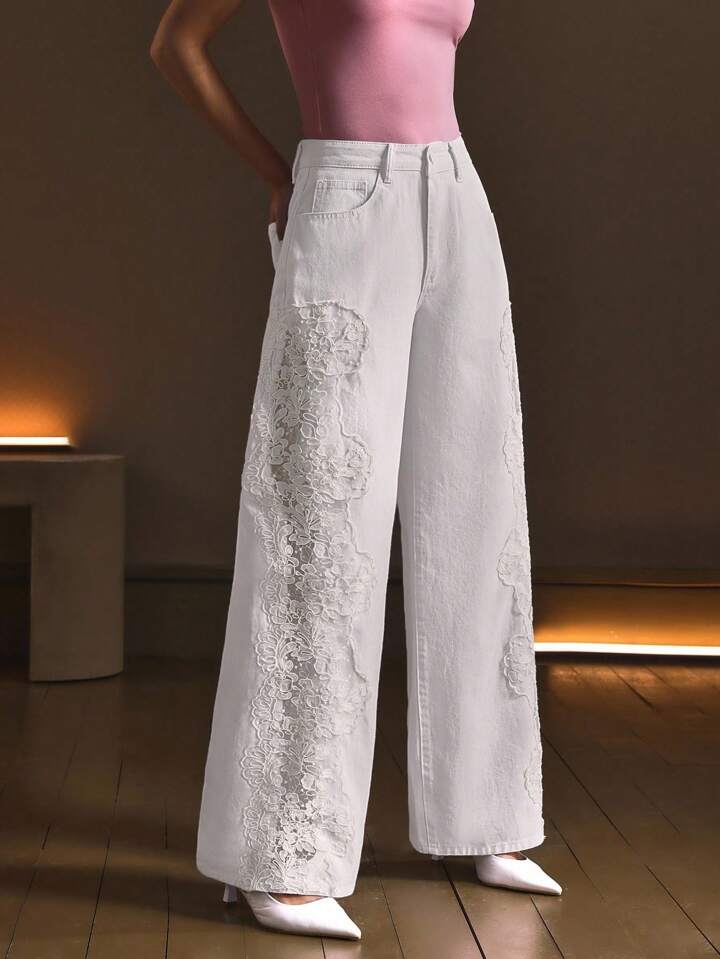 CM-BS662269 Women Casual Seoul Style Low Waist Lace Patchwork Hollow Out Slim Fit Jeans - White