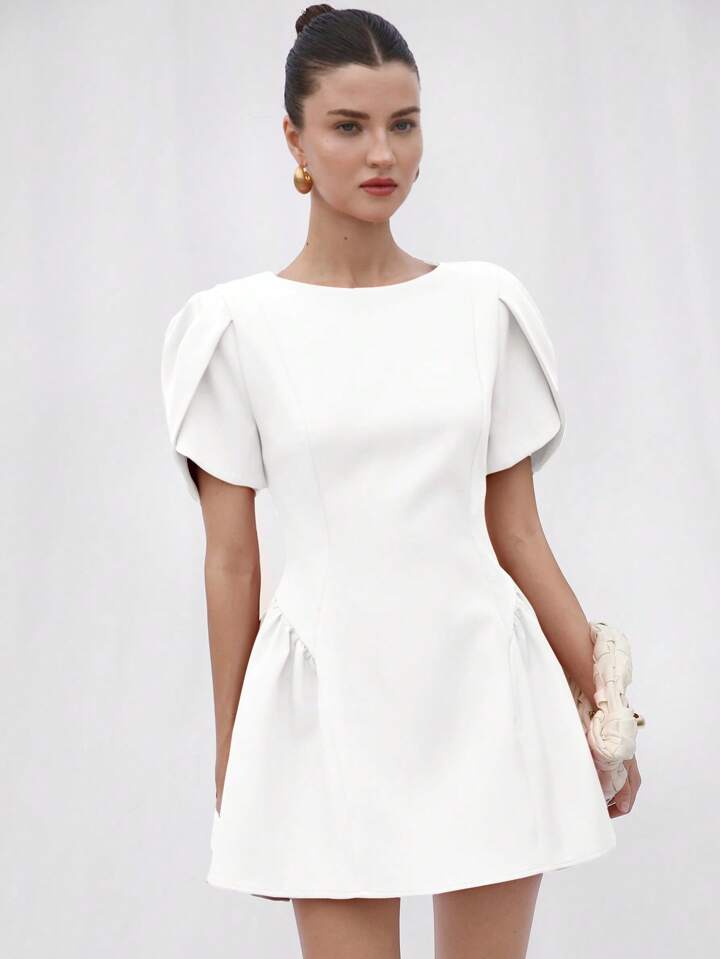 CM-DS855246 Women Elegant Seoul Style Tulip Print Puff Spliced Hem Round Neck Short Sleeve Dress - White