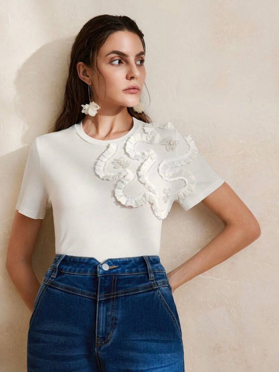 CM-TS986634 Women Casual Seoul Style Slim Fit Elastic 3D Floral Print Short Sleeve T-Shirt Top - White