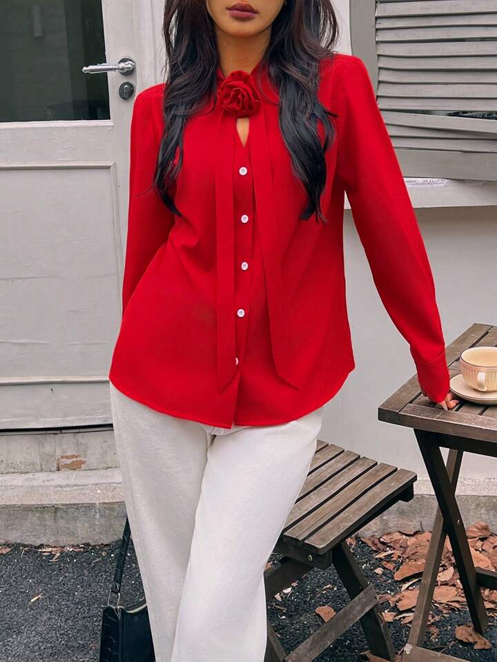 CM-TS303733 Women Casual Seoul Style Floral Detachable Brooch Contrast Buttons Tie Front Blouse - Red