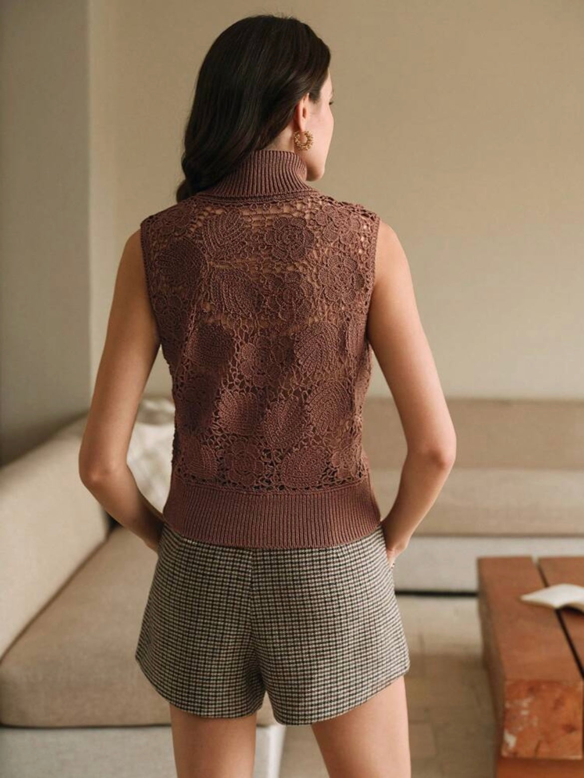 CM-TS213551 Women Elegant Seoul Style High Collar Hollow Out 3D Floral Decor Sleeveless Knit Vest Top