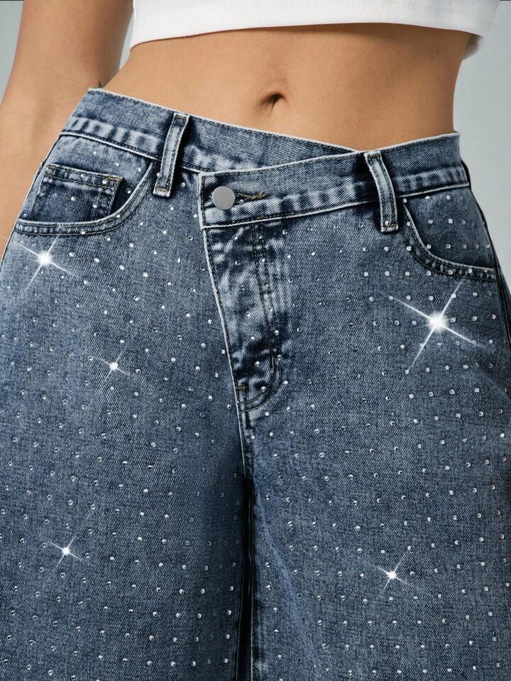 CM-BS458851 Women Casual Seoul Style Medium Wash Rhinestone Embellished Overlapping Denim Capri Shorts