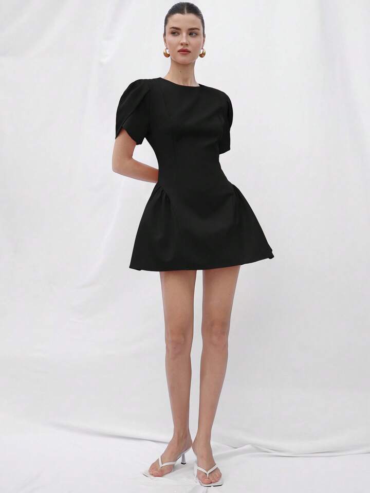 CM-DS728074 Women Elegant Seoul Style Tulip Print Puff Spliced Hem Round Neck Short Sleeve Dress - Black