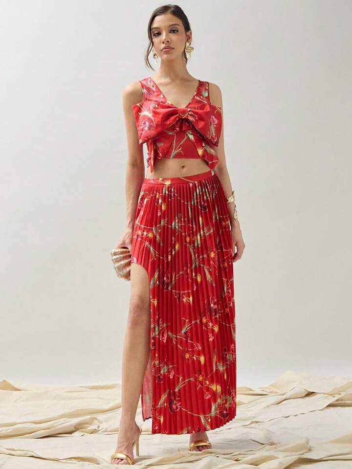 CM-BS594663 Women Trendy Bohemian Style Floral Allover Print High Slit Pleated Skirt