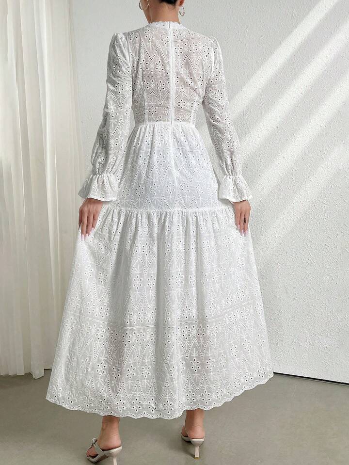 CM-DS832090 Women Trendy Bohemian Style Solid Color V-Neck Hollow Out Embroidery Long Sleeve Dress