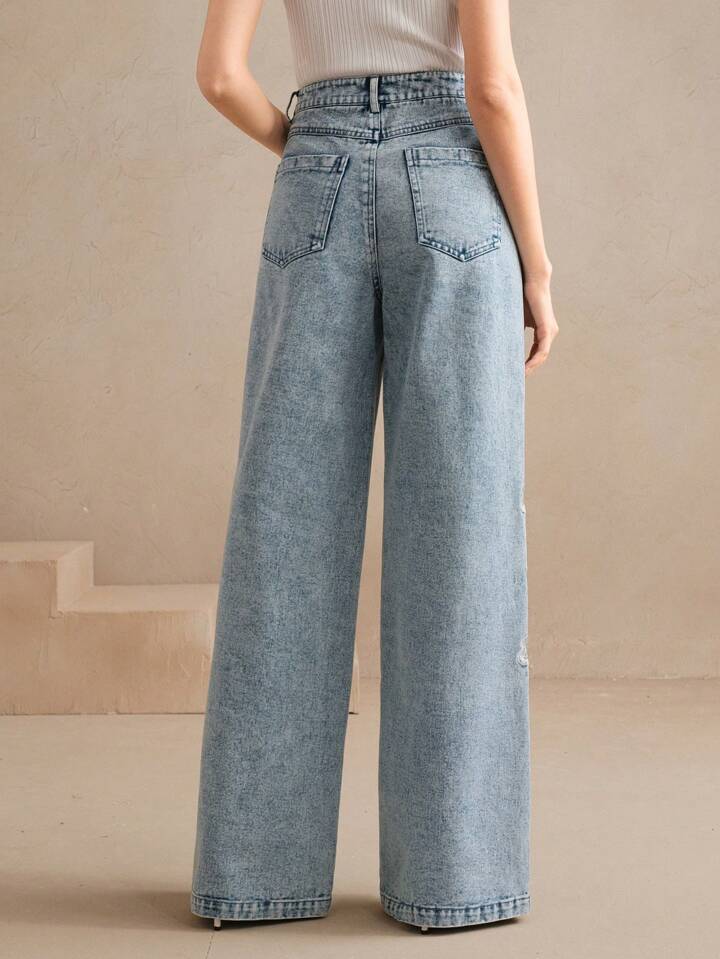 CM-BS147619 Women Casual Seoul Style Floral Embroidery Flared Leg Jeans - Blue