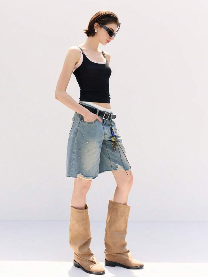 CM-BS022740 Women Casual Seoul Style Rhinestone Decor Pocket Fringe Hem Loose Denim Shorts