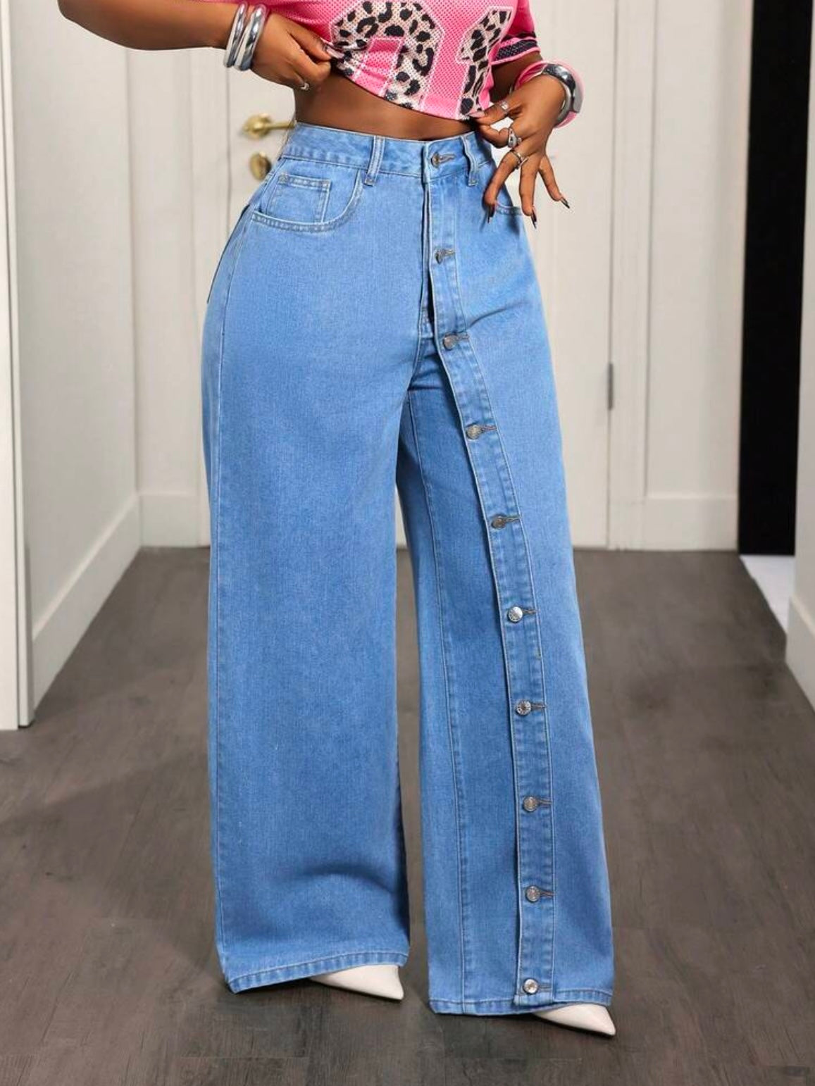 CM-BS114741 Women Casual Seoul Style Medium Wash Mid Waist Button-Up Multi-Pocket Wide Leg Denim Pants