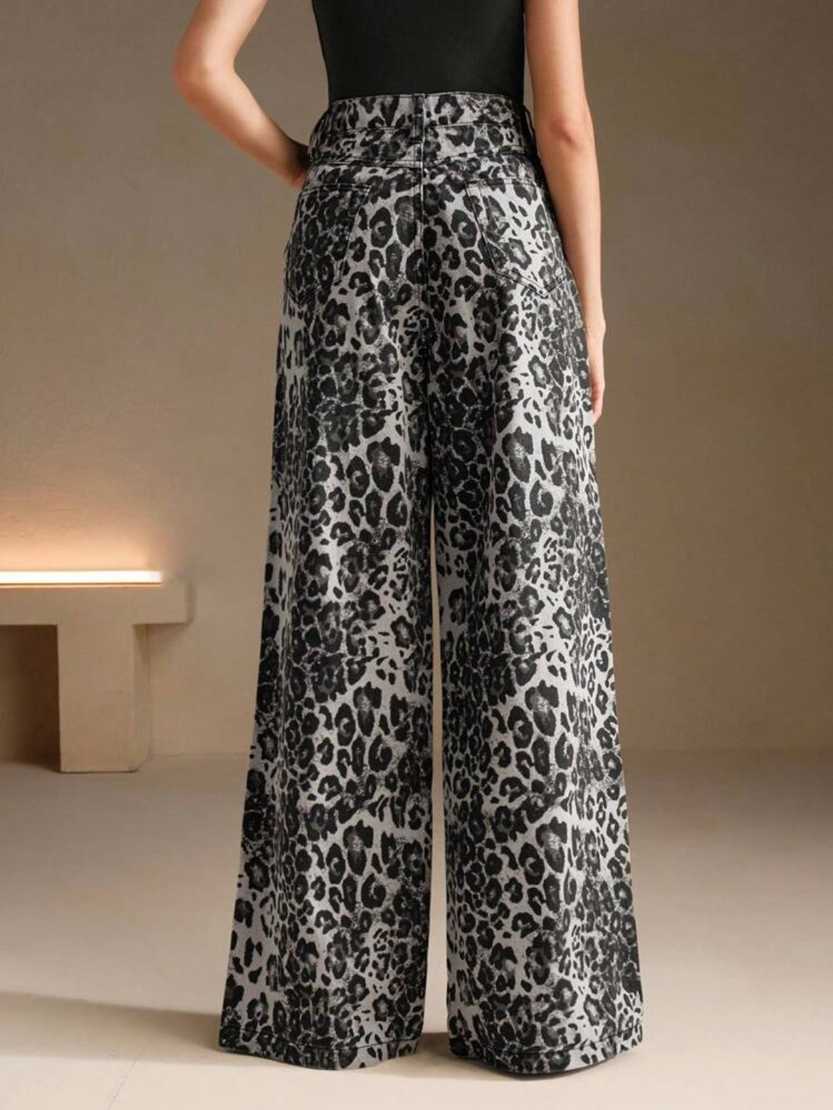 CM-BS785691 Women Casual Seoul Style Leopard Print High Waist Wide Leg Women Jeans