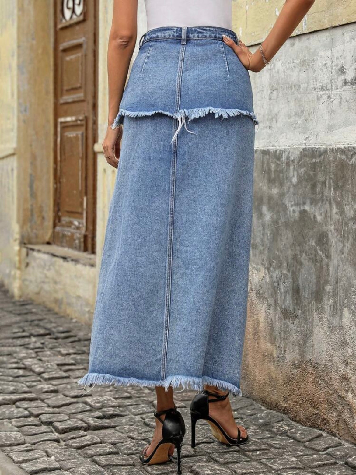 CM-BS294535 Women Casual Seoul Style Light Wash 2-In-1 Side Pockets & Wrap Denim Maxi Skirt With Slits
