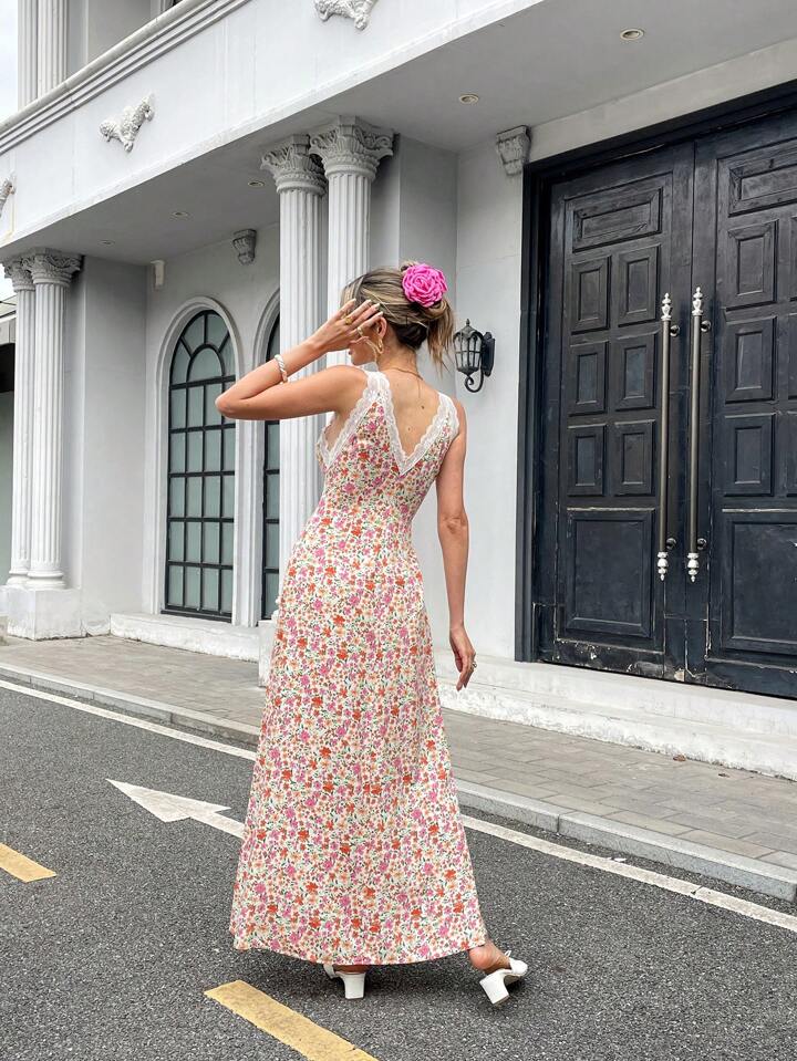 CM-DS251553 Women Casual Seoul Style Lace Panel Floral Print V-Neck Sleeveless Dress