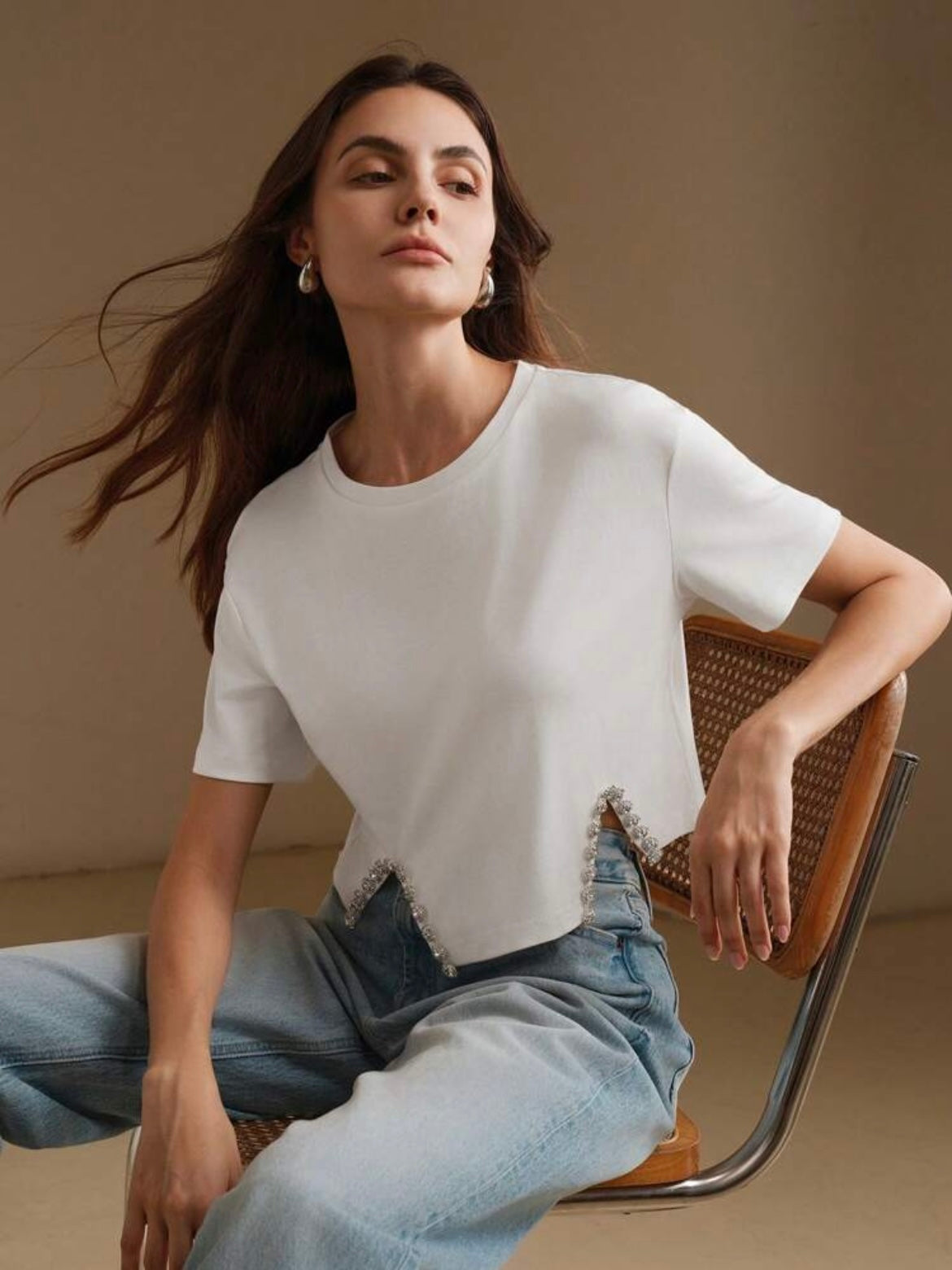 CM-TS970357 Women Elegant Seoul Style Round Neck Short Sleeve Diamond Decoration T-Shirt - White
