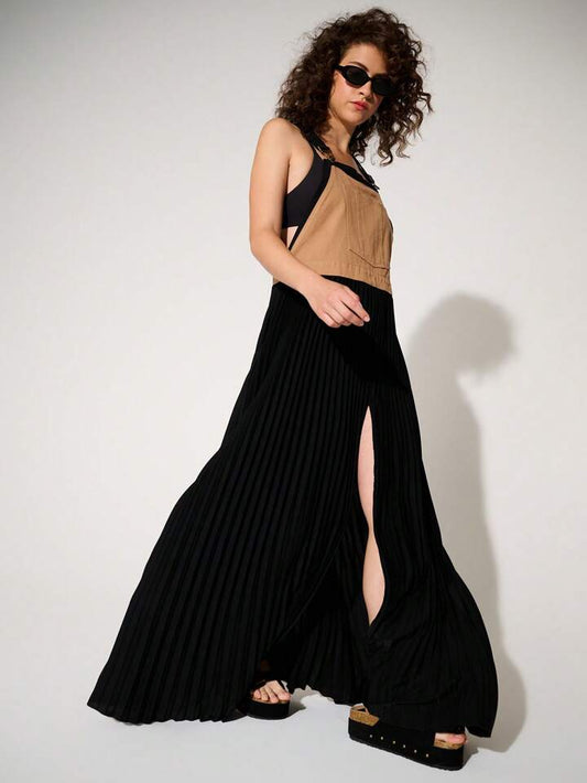 CM-DS535463 Women Trendy Bohemian Style High Slit Pleated Denim Summer Overall Maxi Dress