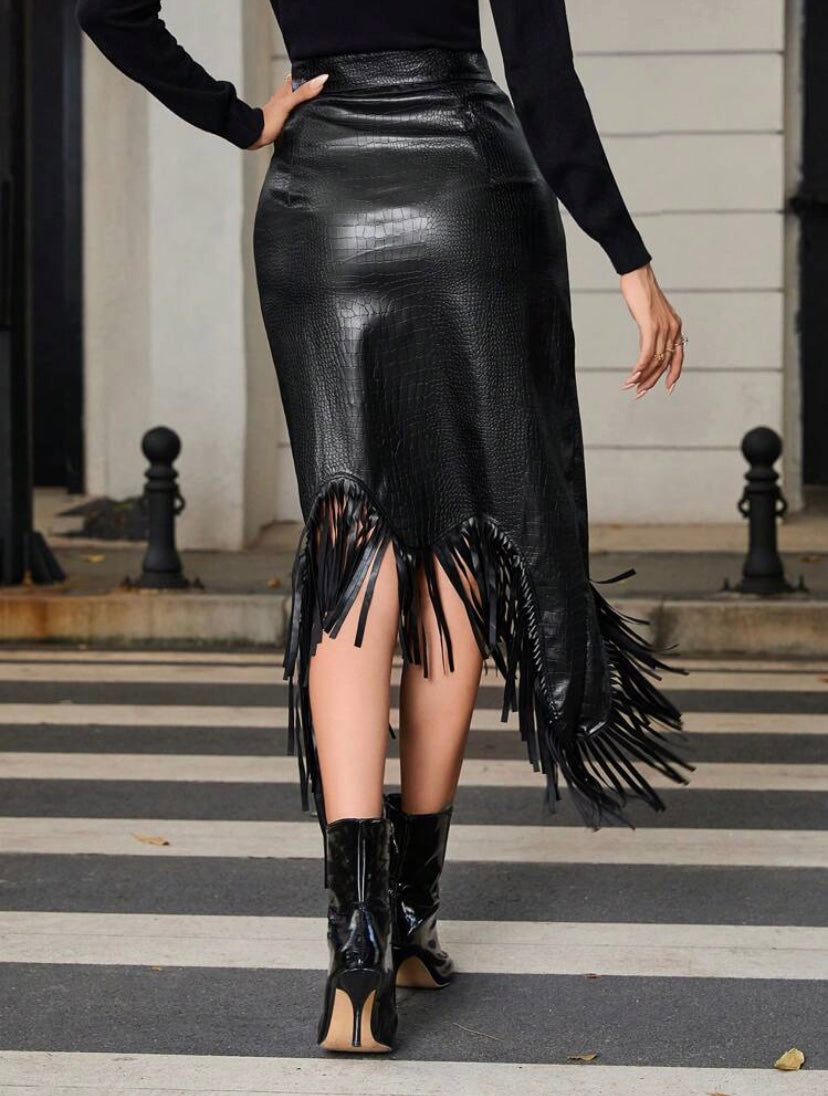 CM-BS241197 Women Elegant Seoul Style Fringe Hem PU Leather Skirt - Black