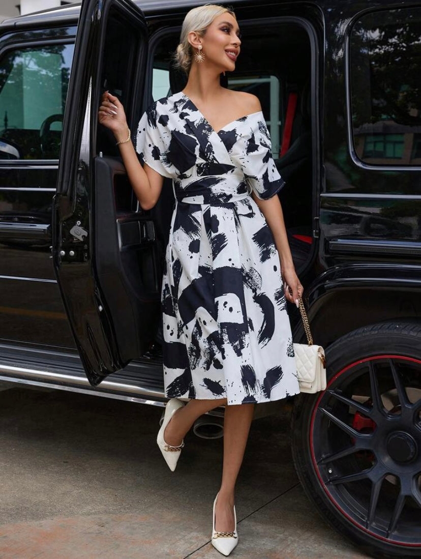 CM-DS192022 Women Trendy Bohemian Style Brush Print Asymmetrical Neck Dress