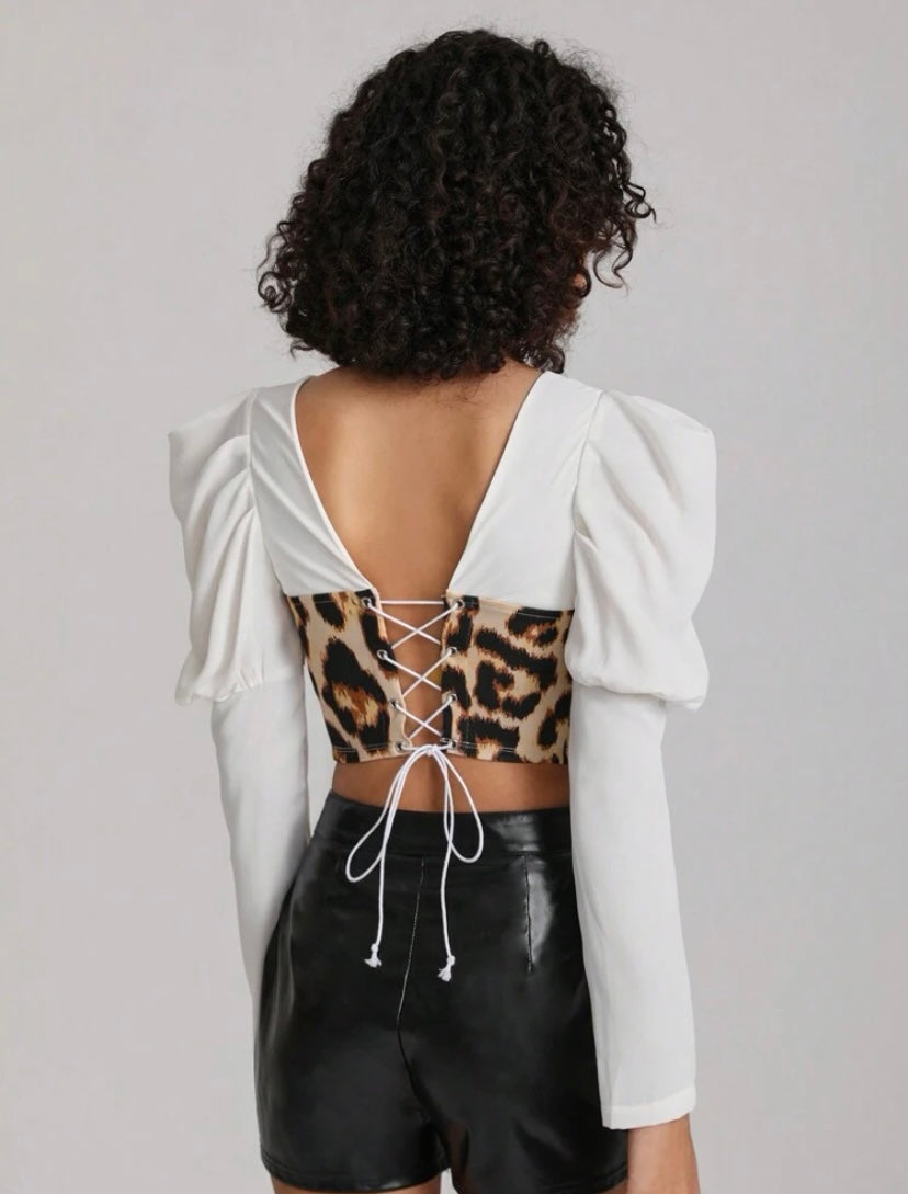 CM-TS699691 Women Casual Seoul Style Print Gigot Sleeve Bandana Hem Crop Blouse