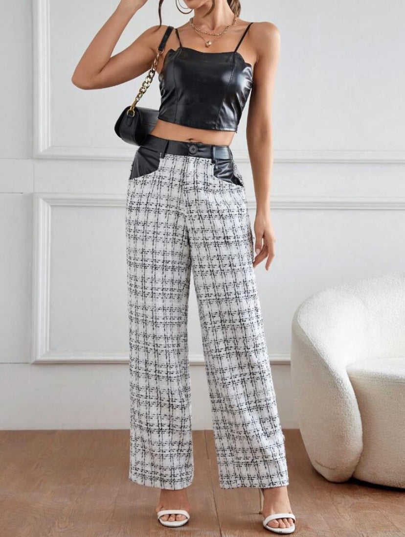 CM-BS366772 Women Elegant Seoul Style Plaid Print Slant Pocket Wide Leg Pants