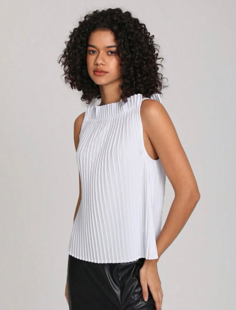 CM-TS756091 Women Casual Seoul Style Solid Pleated Detail Sleeveless Blouse - White